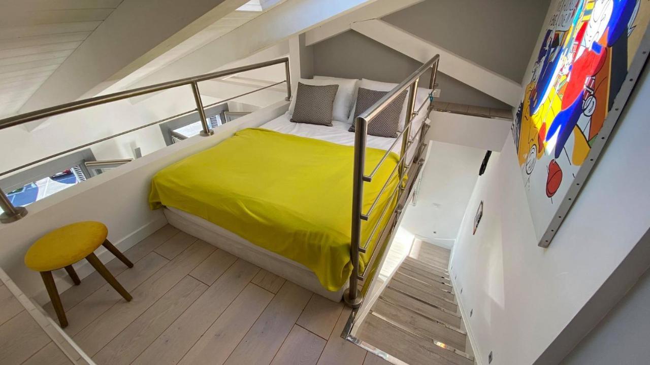 Superbe Studio Au Centre De Vence Apartment Bagian luar foto