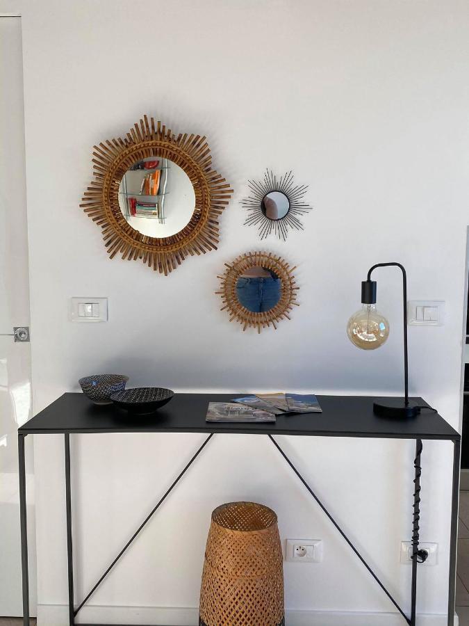 Superbe Studio Au Centre De Vence Apartment Bagian luar foto