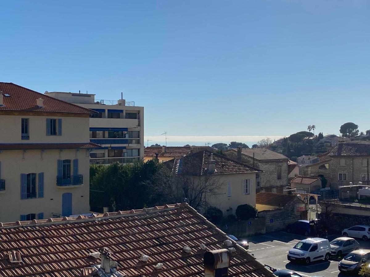Superbe Studio Au Centre De Vence Apartment Bagian luar foto