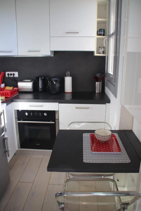 Superbe Studio Au Centre De Vence Apartment Bagian luar foto